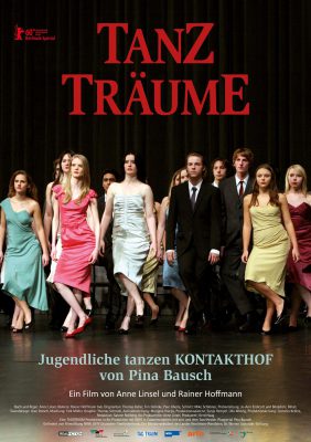 Tanzträume - Jugendliche tanzen Kontakthof von Pina Bausch (Poster)